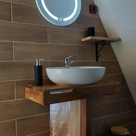 Luna Kuca- Devojacki Bunar Casa vacanze