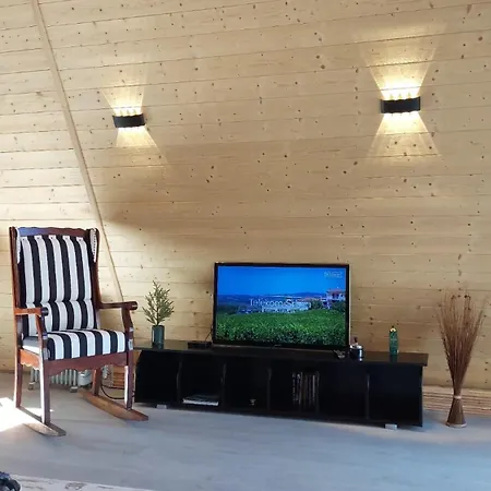 Luna Kuca- Devojacki Bunar * Vladimirovac