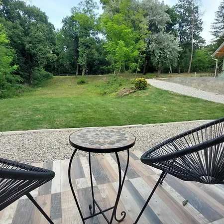 Luna Kuca- Devojacki Bunar 別荘