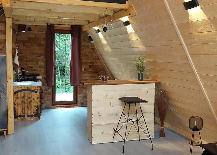 Luna Kuca- Devojacki Bunar * Vladimirovac