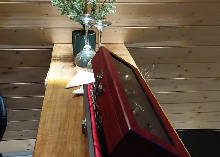 Luna Kuca- Devojacki Bunar * Vladimirovac