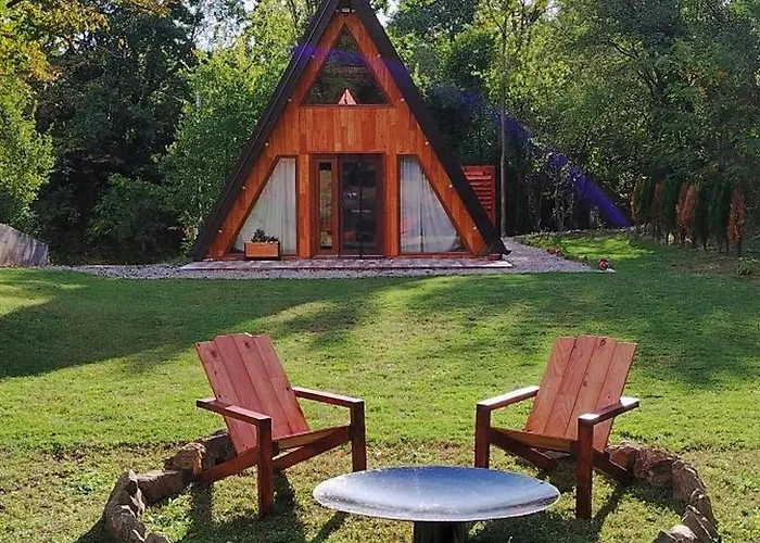 Luna Kuca- Devojacki Bunar Сasa de vacaciones *